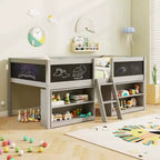 Letto a castello basso singolo con scala a rampa e librerie, sponda di sicurezza a tutta lunghezza, bianco/grigio