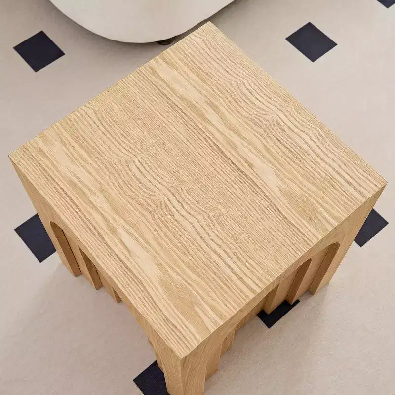 Tavolino laterale in legno Corallo Moderno Arch-Design, altezza 45 cm