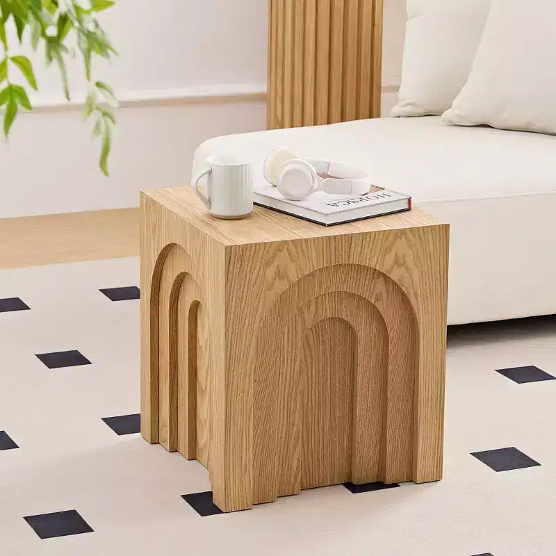 Tavolino laterale in legno Corallo Moderno Arch-Design, altezza 45 cm