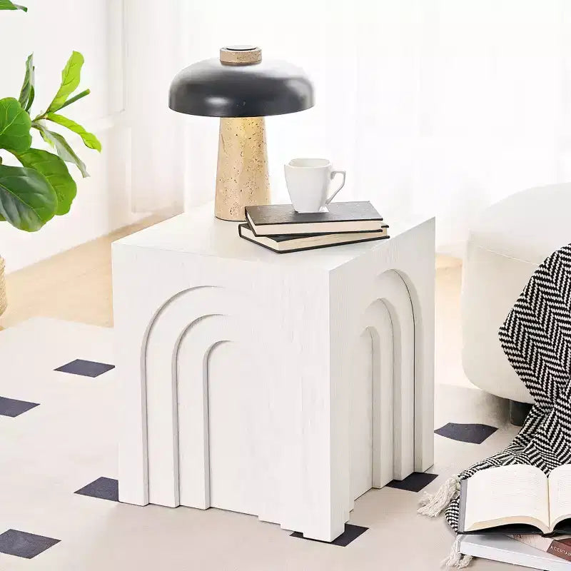 Tavolino laterale in legno Corallo Moderno Arch-Design, altezza 45 cm
