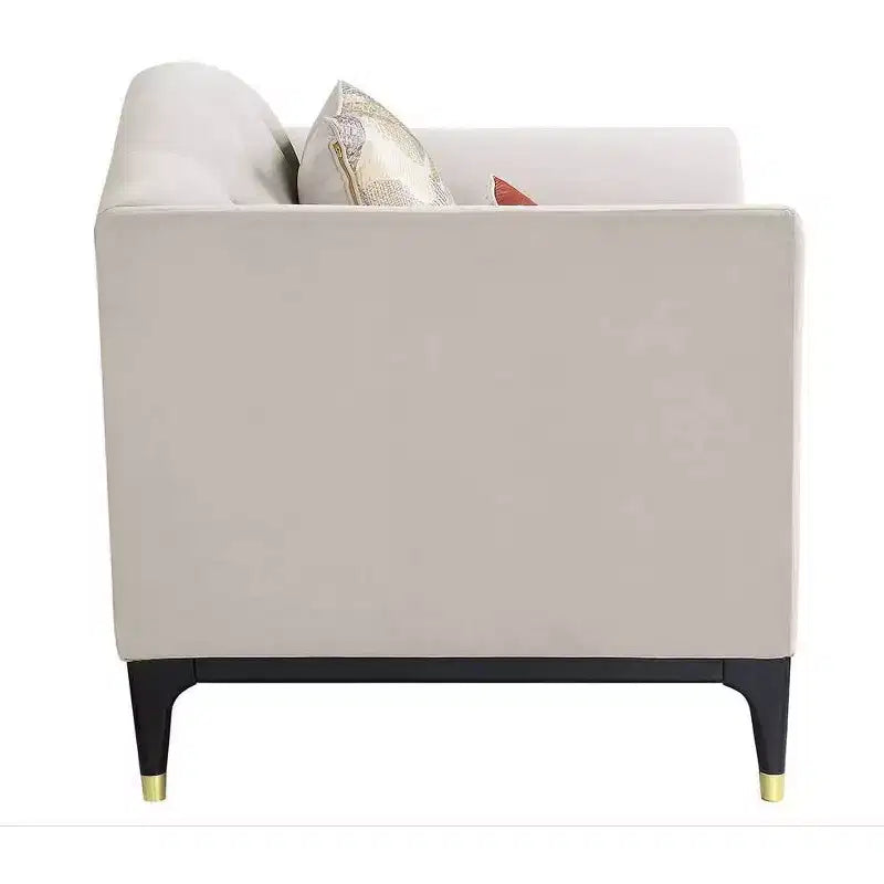 Divano Tayden 71" in velluto beige: trapuntatura in cristallo, dettagli dorati