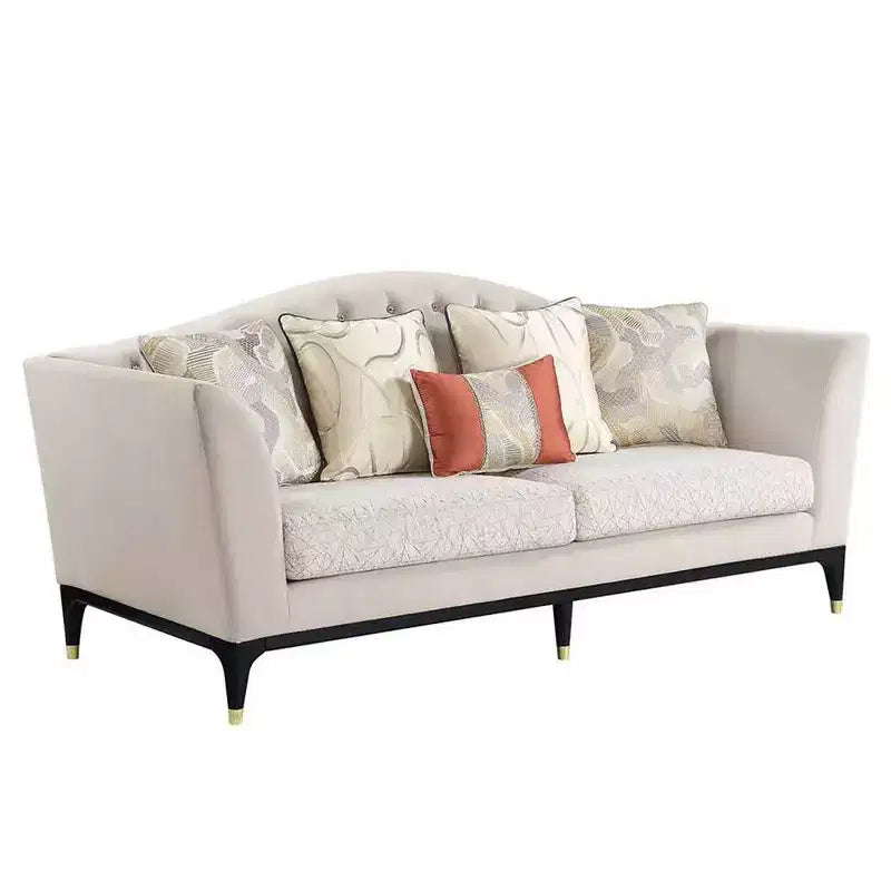Divano Tayden 71" in velluto beige: trapuntatura in cristallo, dettagli dorati
