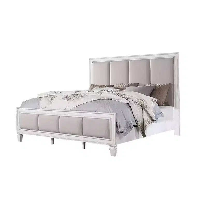 Letto Eastern King 88" Katia, Lino Grigio Chiaro, Finitura Bianco Invecchiato Grigio Rustico