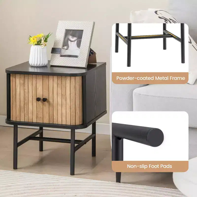 Comodino con anta scorrevole, stile moderno di metà secolo, con mobiletto contenitore, nero/bianco anticato