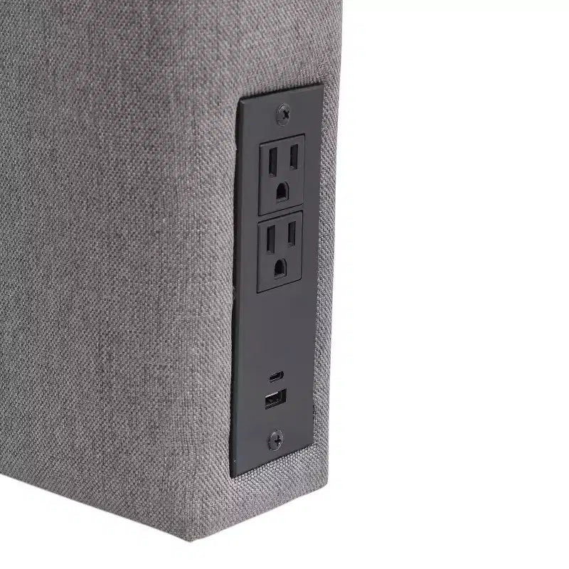 Testiera effetto lino con elegante imbottitura, doppie opzioni di sospensione, stazione di ricarica con 2 prese, porta USB, porta USB-C