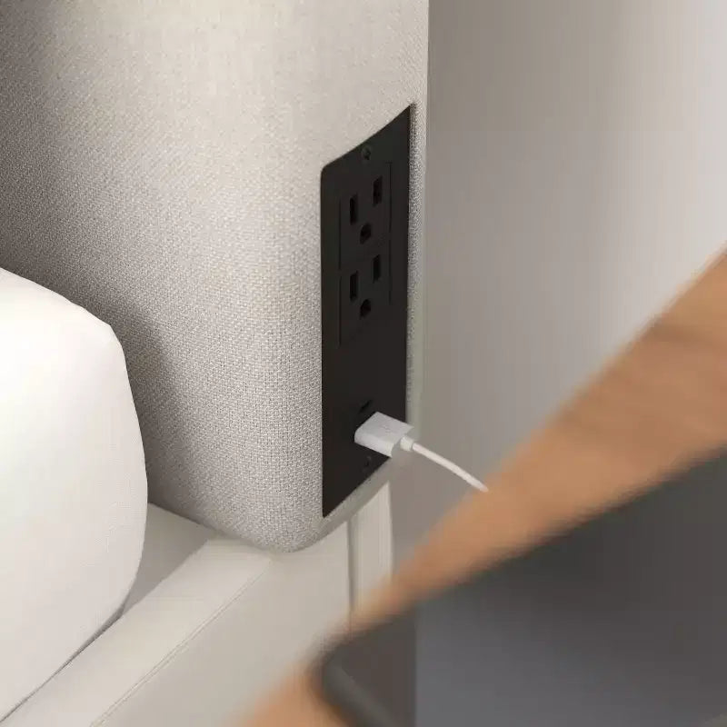 Testiera effetto lino con elegante imbottitura, doppie opzioni di sospensione, stazione di ricarica con 2 prese, porta USB, porta USB-C